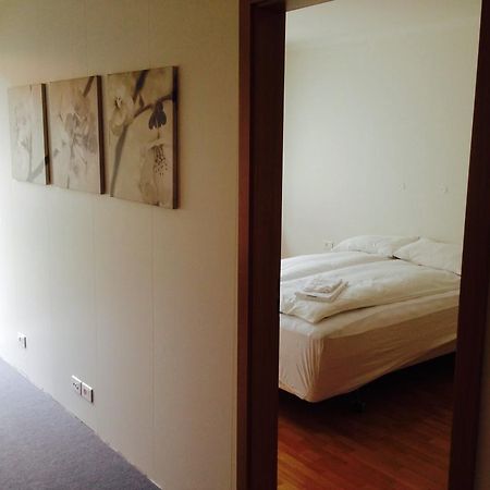 Guesthouse Marina Travel هوفن المظهر الخارجي الصورة