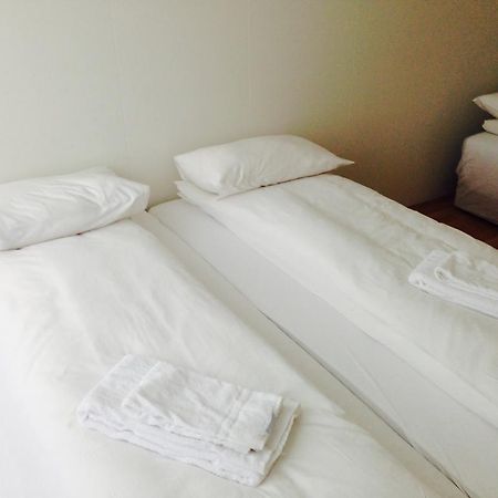 Guesthouse Marina Travel هوفن الغرفة الصورة
